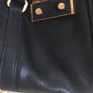 Extra PICTURES OF PRADA